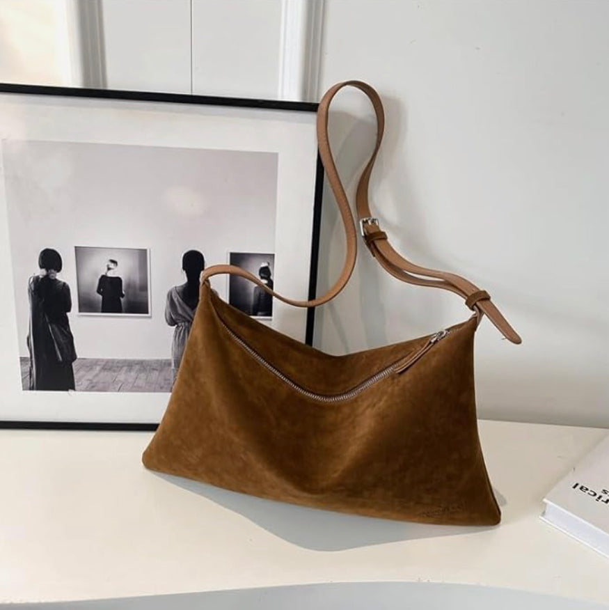 Women's Leather Handbag with Adjustable Shoulder Strap – Elegant and Practical for All Occasions