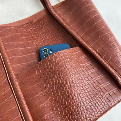 Sac à main Croco pour femmes - Élégant et pratique, dimensions 38x28x13 cm, intérieur spacieux et compartiments organisés