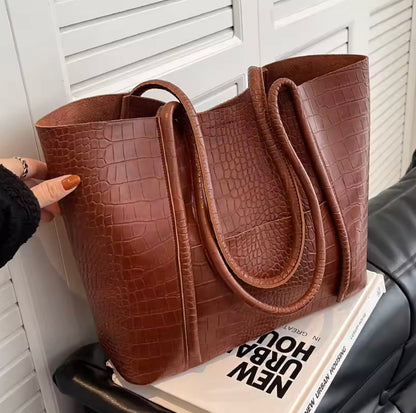 Sac à main Croco pour femmes - Élégant et pratique, dimensions 38x28x13 cm, intérieur spacieux et compartiments organisés