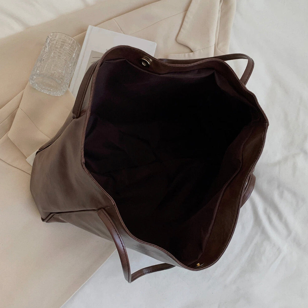 Sac fourre-tout en cuir synthétique souple pour femme – Grand format style rétro, pratique et élégant pour un usage quotidien