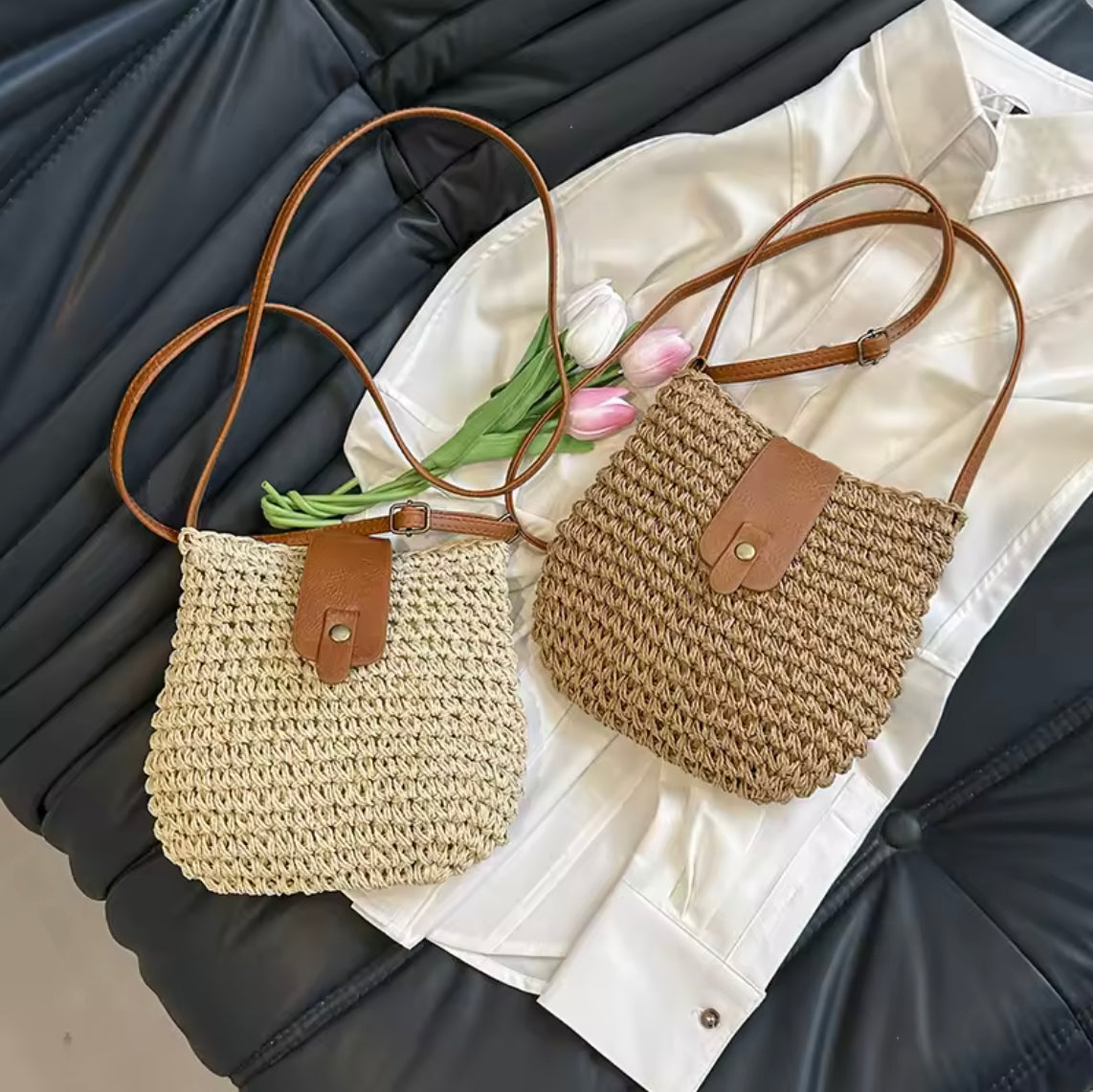 Sac à main élégant pour femme avec compartiments pratiques en cuir synthétique – Sac d'épaule raffiné noir, beige, rouge