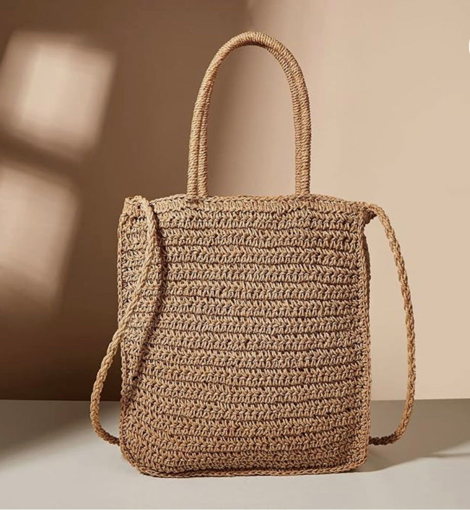 Bohemian Genuine Leather Bag for Women - Elegant Handbag with Spacious Compartments and Modern Design