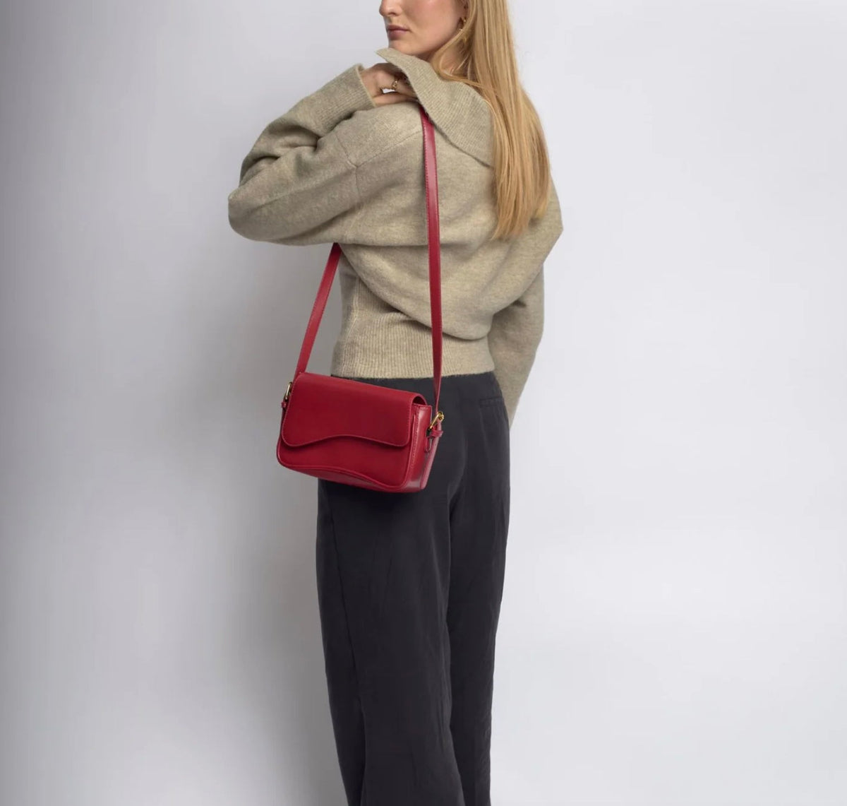 Sac à main élégant pour femme avec bandoulière réglable en cuir synthétique – Sac d'épaule pratique pour un usage quotidien