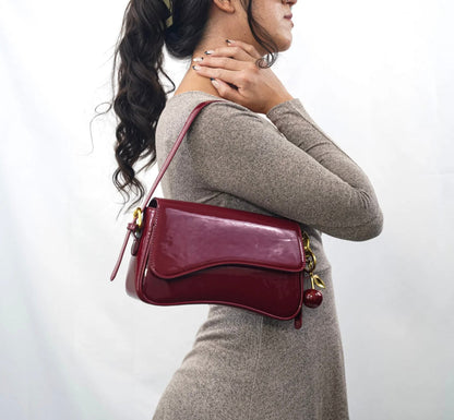 Sac à main élégant pour femme avec bandoulière réglable en cuir synthétique – Sac d'épaule pratique pour un usage quotidien