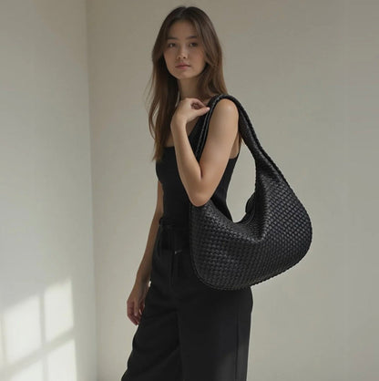 Women's Woven Leather Handbag – Elegant and Spacious with Adjustable Shoulder Strap