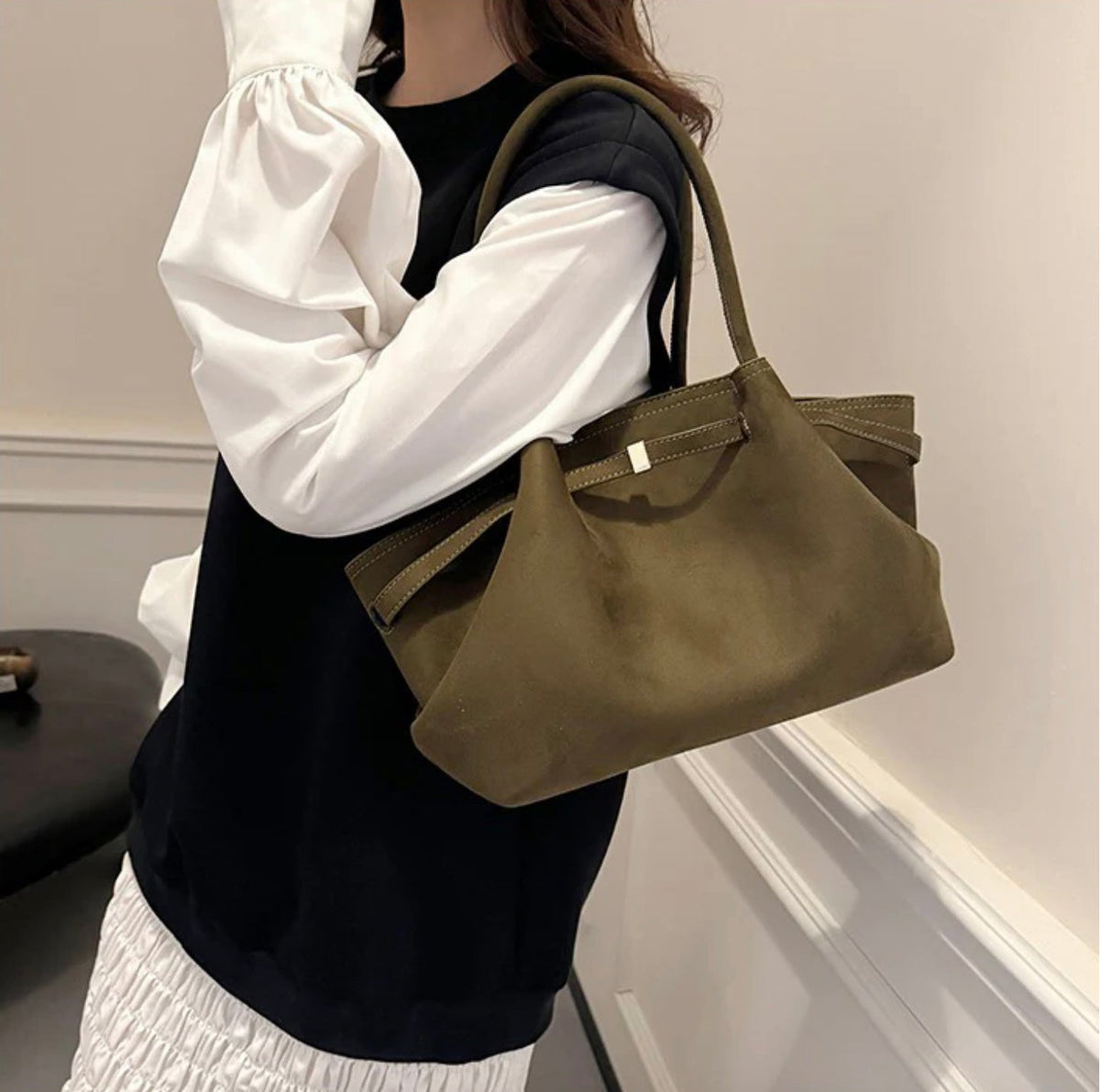 Vegan Suede Handbag for Women – Elegant, Spacious, and Durable with Adjustable Shoulder Strap