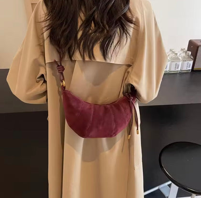 Sac à bandoulière en cuir noir pour femme - Élégant et pratique pour les sorties quotidiennes, taille idéale 25x20x10 cm