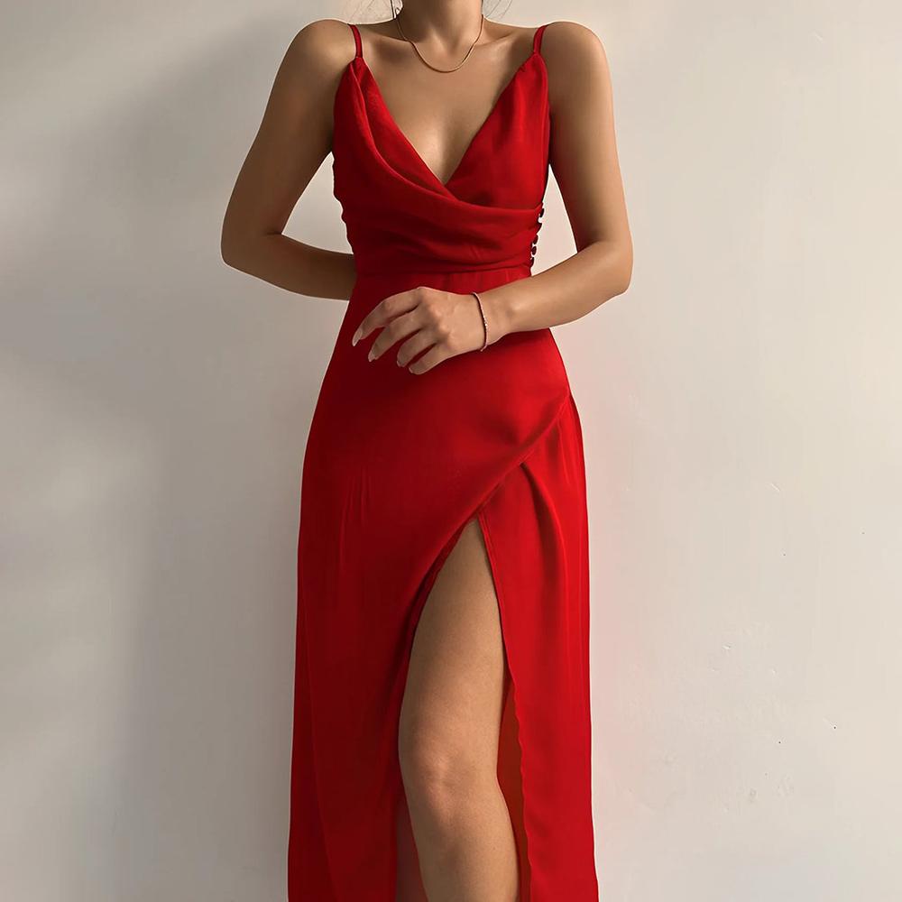Robe de soirée longue chic à fines bretelles et dos nu – Élégante et séduisante pour les événements formels