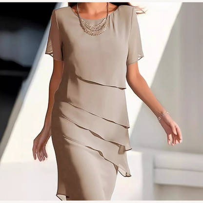 Robe longue élégante à couches pour femmes pour le soir - Confort et raffinement, idéale pour les événements officiels