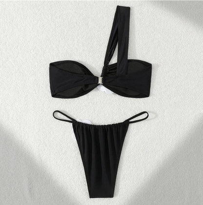 Bikini blanc à une épaule pour femme avec décoration en relief 3D – Maillot de bain asymétrique bohème chic