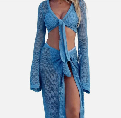 Maillot de bain deux-pièces élégant pour femme en bleu avec jupe fendue – Tissu léger et confortable, idéal pour la plage