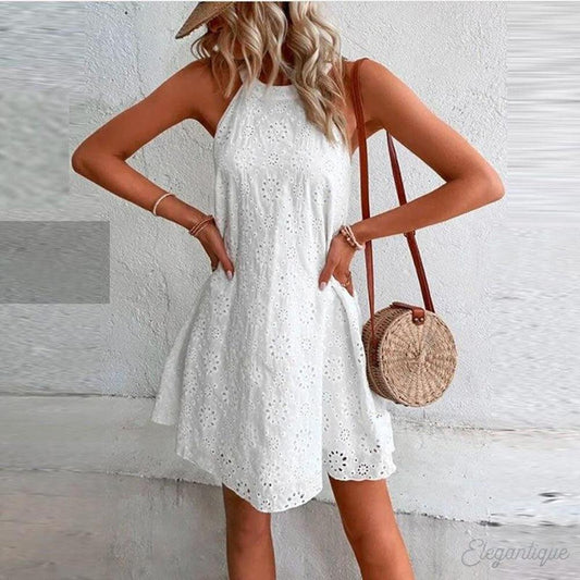 https://cdn.shopify.com/s/files/1/0760/7087/9498/files/trendy-jurk-lacey-elegantique_nl-2.jpg?v=1718369753