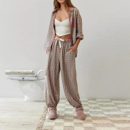 Pyjama d'hiver rayé pour femme en coton et polyester – Ensemble chaud et décontracté pour se détendre à la maison